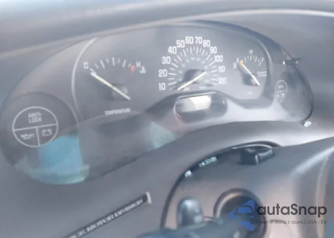 2002 Buick Century Custom z USA, uszkodzony, nr VIN 2G4WS52J021202802